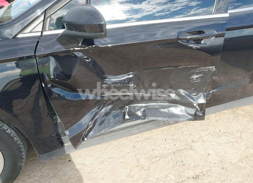 Photo 6 of 2020 Ford Fusion S (VIN 3FA6P0G70LR147924)