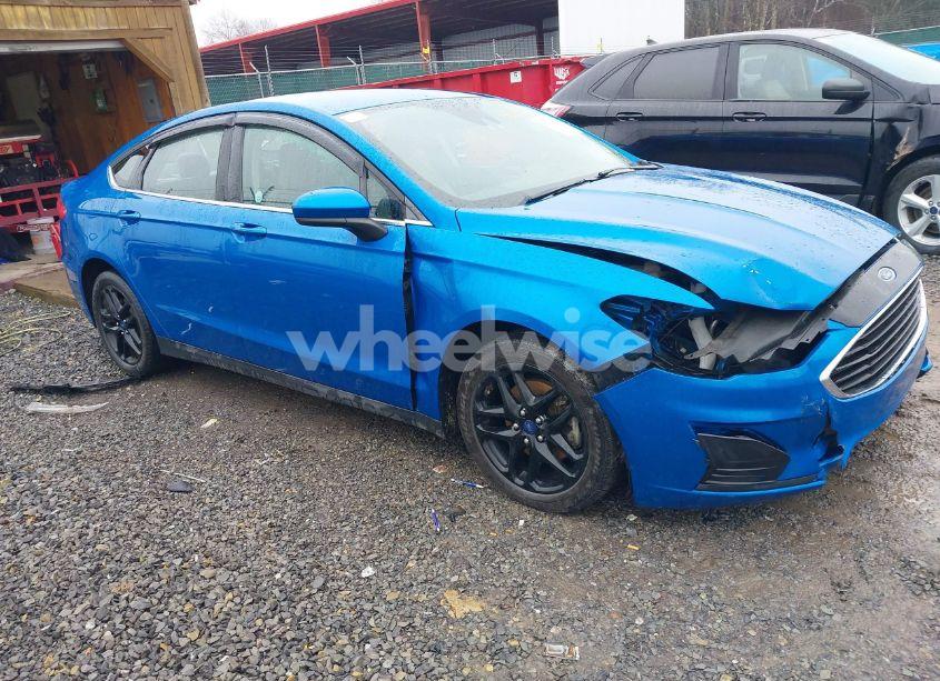 2020 Ford Fusion S (VIN 3FA6P0G70LR223416) main photo
