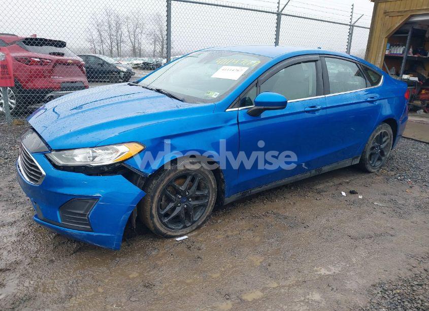 Photo 2 of 2020 Ford Fusion S (VIN 3FA6P0G70LR223416)