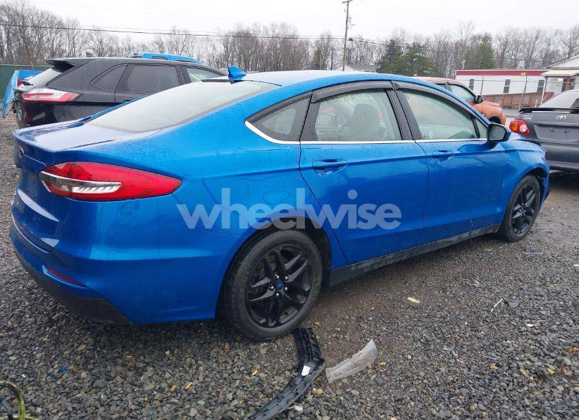 Photo 4 of 2020 Ford Fusion S (VIN 3FA6P0G70LR223416)