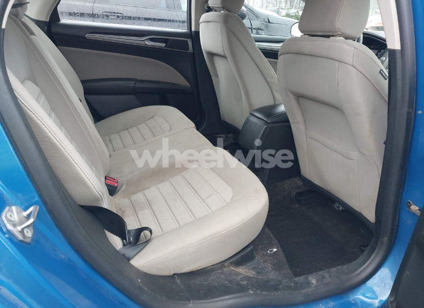 Photo 8 of 2020 Ford Fusion S (VIN 3FA6P0G70LR223416)