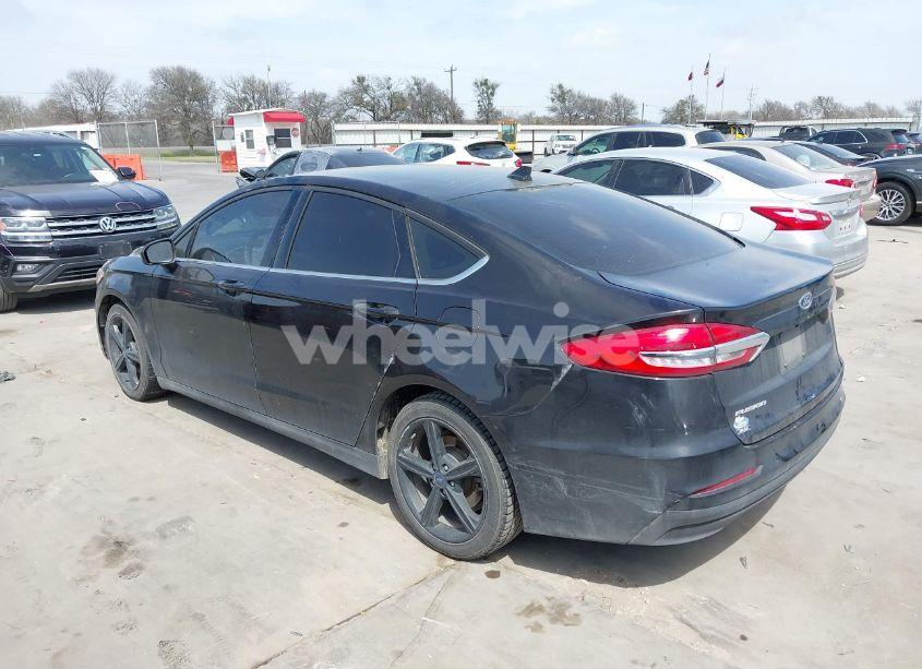 Photo 3 of 2020 Ford Fusion S (VIN 3FA6P0G70LR225263)