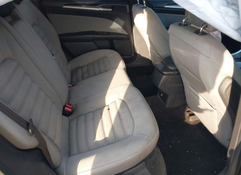 Photo 8 of 2013 Ford Fusion S (VIN 3FA6P0G71DR322764)