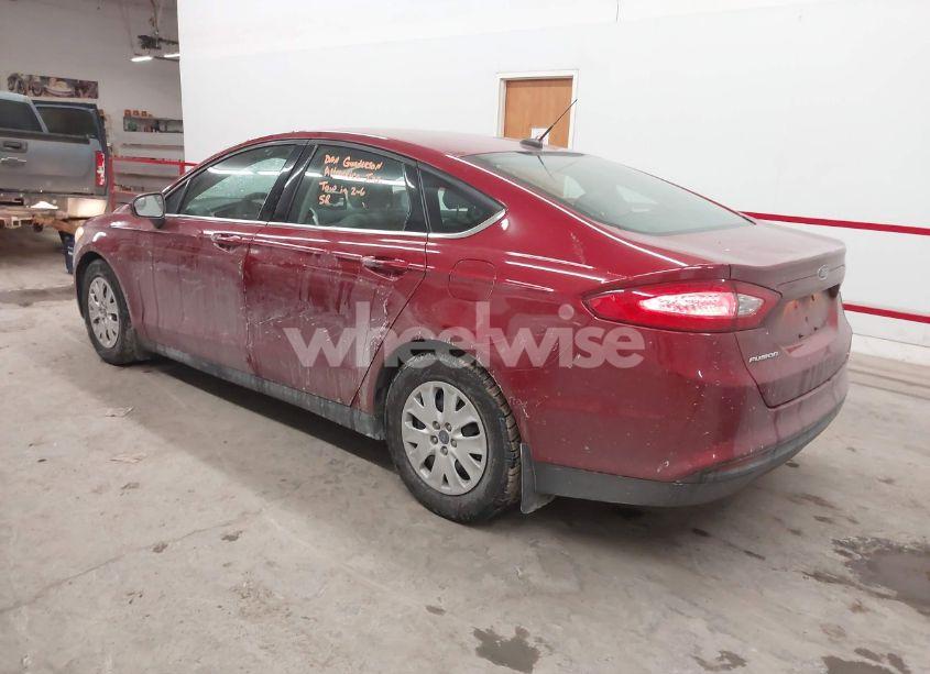 Photo 3 of 2014 Ford Fusion S (VIN 3FA6P0G71ER126938)