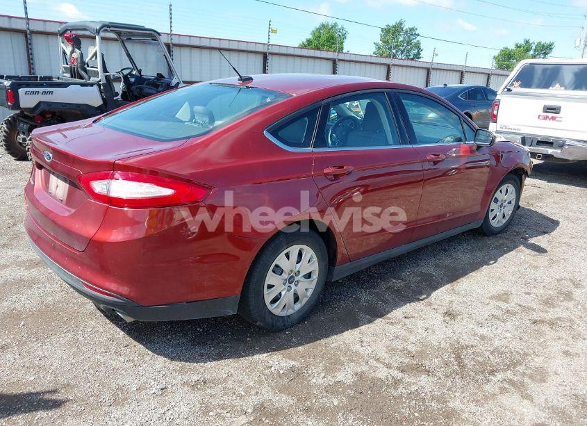 Photo 4 of 2014 Ford Fusion S (VIN 3FA6P0G71ER241068)