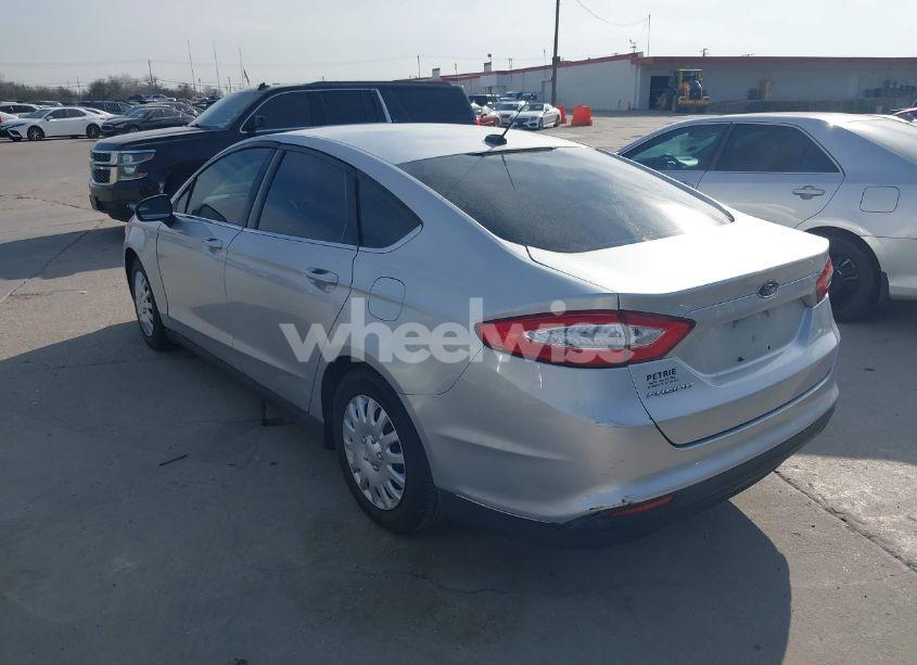 Photo 3 of 2014 Ford Fusion S (VIN 3FA6P0G71ER268092)