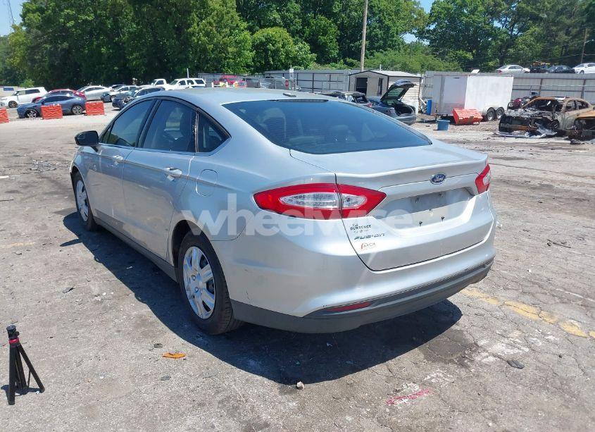 Photo 3 of 2014 Ford Fusion S (VIN 3FA6P0G71ER396011)