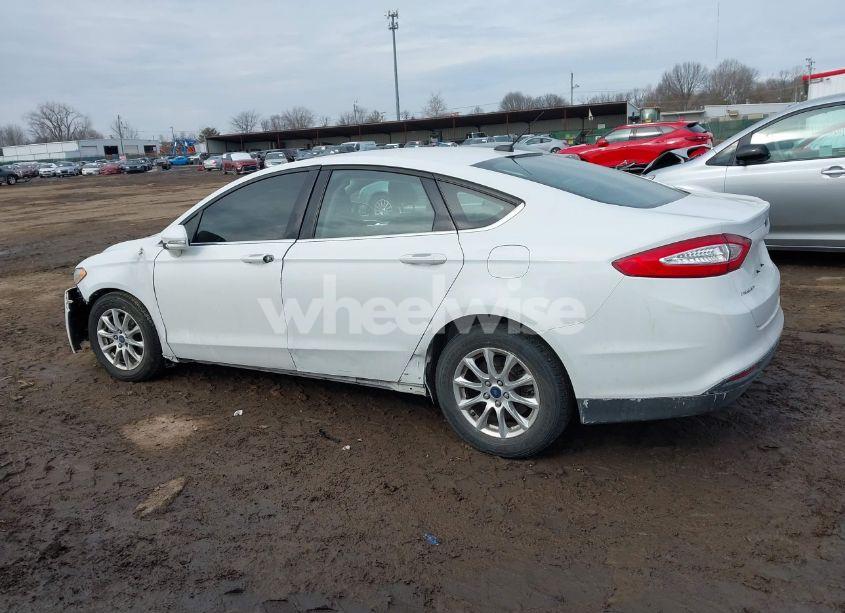 Photo 15 of 2015 Ford Fusion S (VIN 3FA6P0G71FR208346)