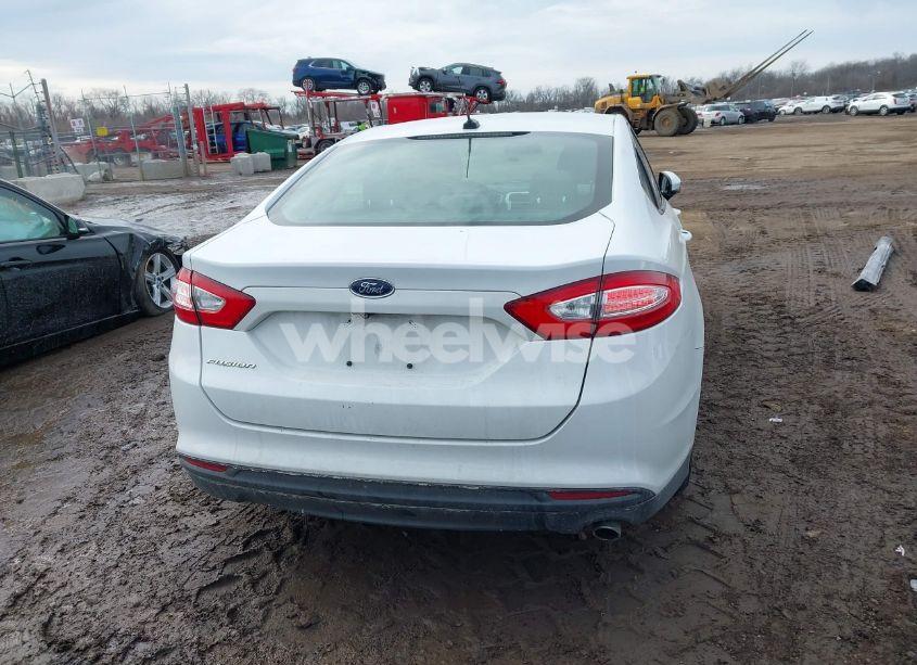 Photo 17 of 2015 Ford Fusion S (VIN 3FA6P0G71FR208346)