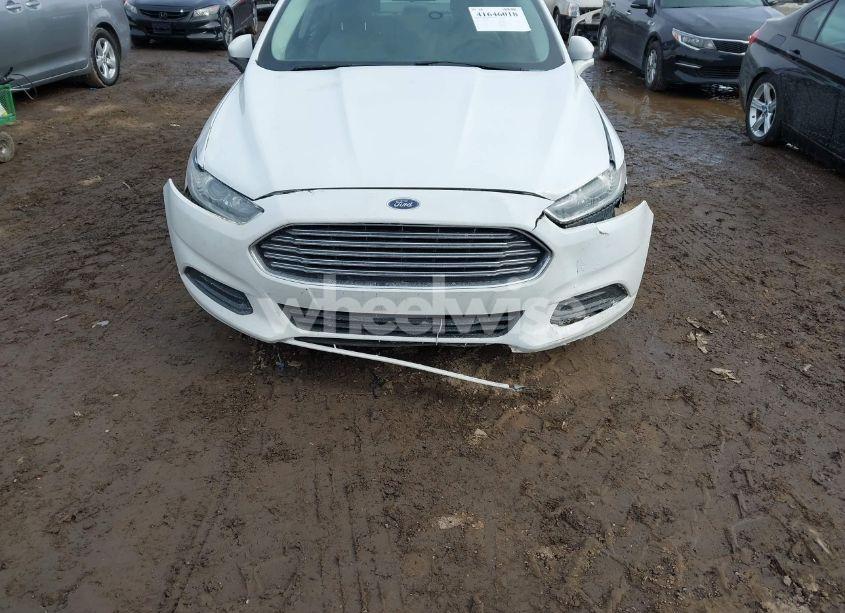 Photo 6 of 2015 Ford Fusion S (VIN 3FA6P0G71FR208346)