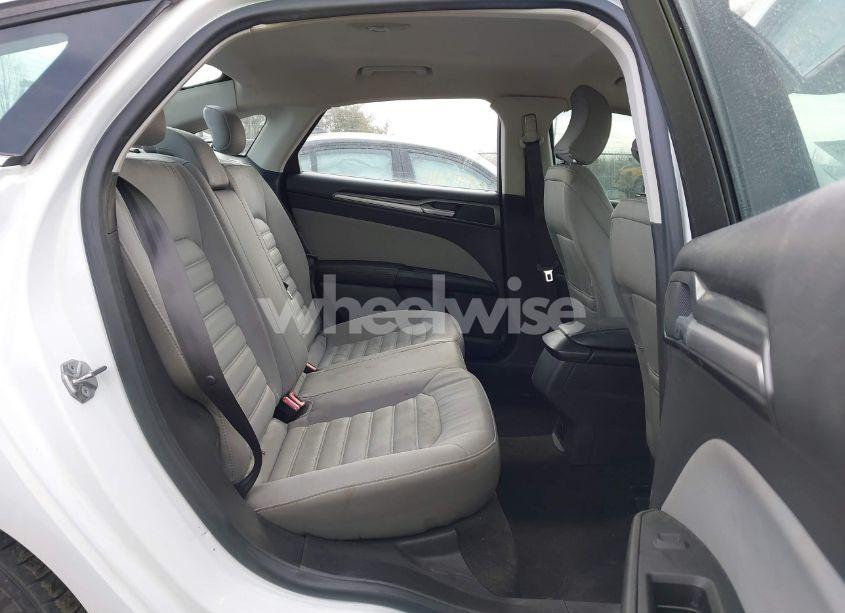 Photo 8 of 2015 Ford Fusion S (VIN 3FA6P0G71FR208346)