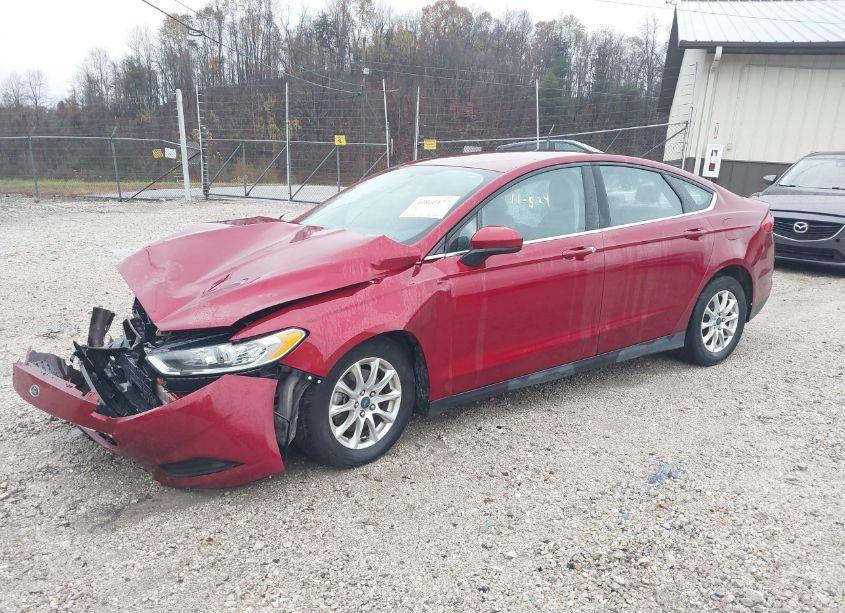 Photo 2 of 2016 Ford Fusion S (VIN 3FA6P0G71GR171221)