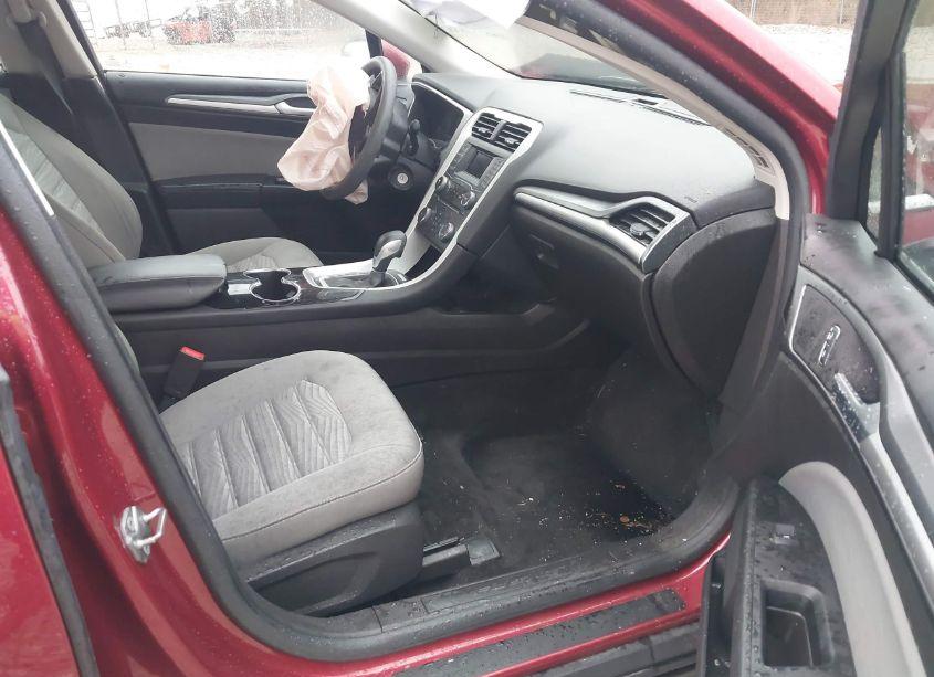 Photo 5 of 2016 Ford Fusion S (VIN 3FA6P0G71GR171221)