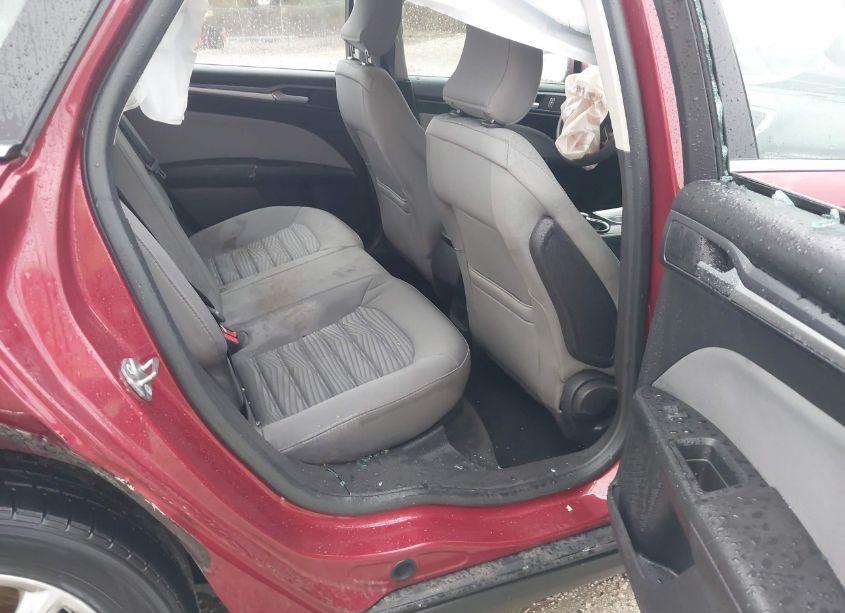 Photo 8 of 2016 Ford Fusion S (VIN 3FA6P0G71GR171221)