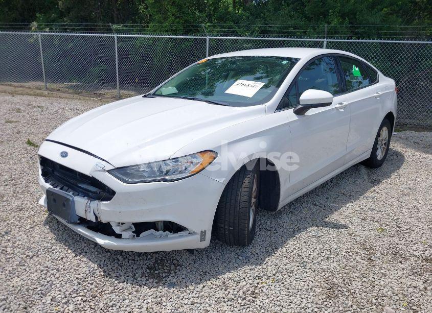 Photo 2 of 2017 Ford Fusion S (VIN 3FA6P0G71HR143808)