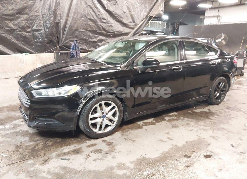 Photo 2 of 2017 Ford Fusion S (VIN 3FA6P0G71HR164433)