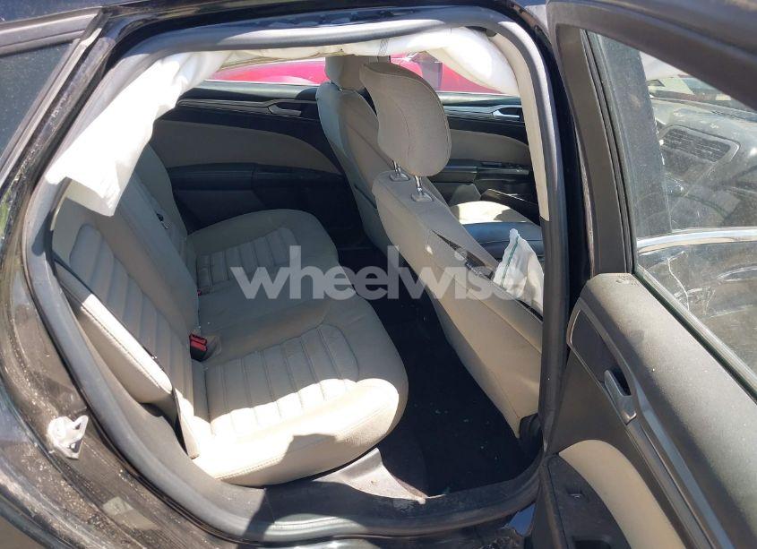 Photo 8 of 2017 Ford Fusion S (VIN 3FA6P0G71HR246873)