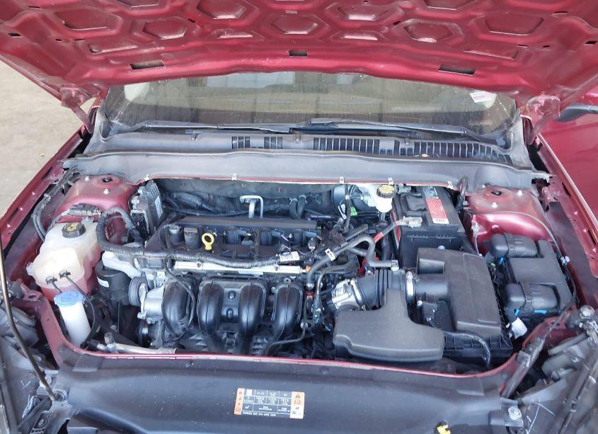 Photo 10 of 2019 Ford Fusion S (VIN 3FA6P0G71KR164875)