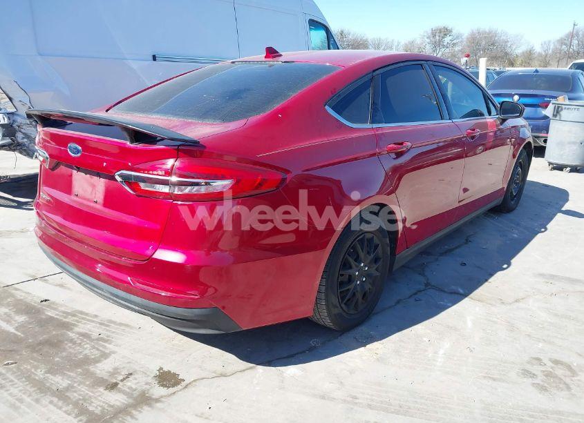 Photo 4 of 2020 Ford Fusion S (VIN 3FA6P0G71LR180916)