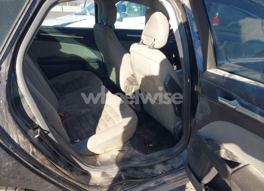 Photo 8 of 2013 Ford Fusion S (VIN 3FA6P0G72DR208286)