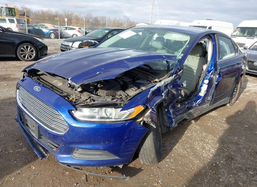 Photo 2 of 2013 Ford Fusion S (VIN 3FA6P0G72DR244057)