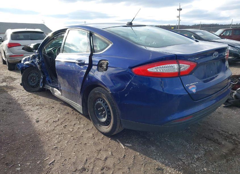 Photo 3 of 2013 Ford Fusion S (VIN 3FA6P0G72DR244057)