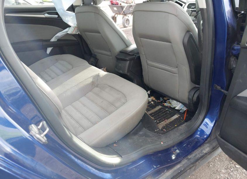 Photo 8 of 2013 Ford Fusion S (VIN 3FA6P0G72DR244057)