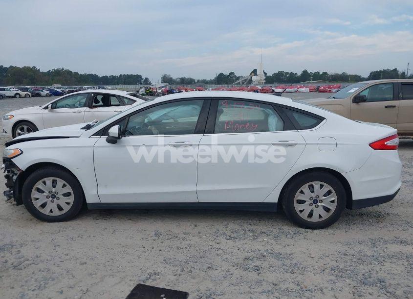 Photo 15 of 2014 Ford Fusion S (VIN 3FA6P0G72ER167451)