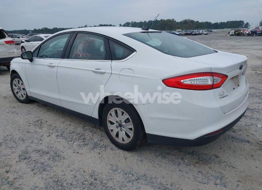 Photo 3 of 2014 Ford Fusion S (VIN 3FA6P0G72ER167451)