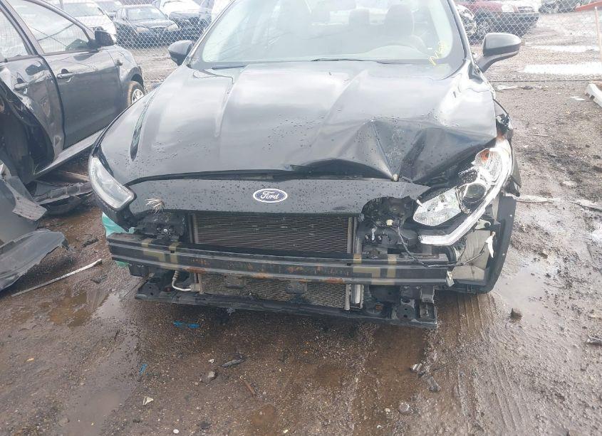 Photo 6 of 2014 Ford Fusion S (VIN 3FA6P0G72ER313427)