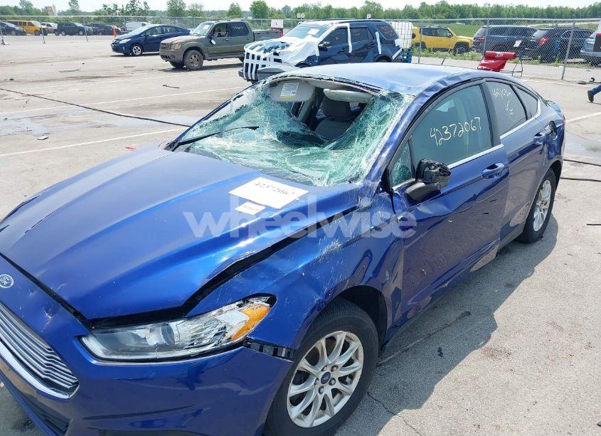 Photo 6 of 2015 Ford Fusion S (VIN 3FA6P0G72FR291088)