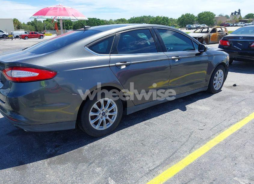 Photo 14 of 2016 Ford Fusion S (VIN 3FA6P0G72GR128622)