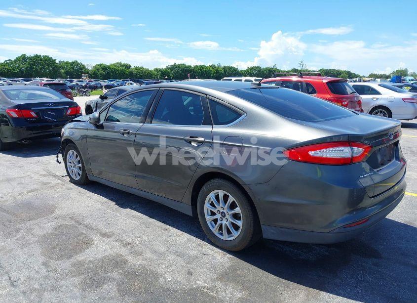 Photo 15 of 2016 Ford Fusion S (VIN 3FA6P0G72GR128622)