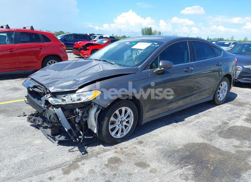Photo 16 of 2016 Ford Fusion S (VIN 3FA6P0G72GR128622)