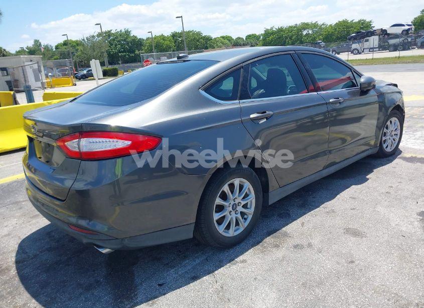 Photo 4 of 2016 Ford Fusion S (VIN 3FA6P0G72GR128622)