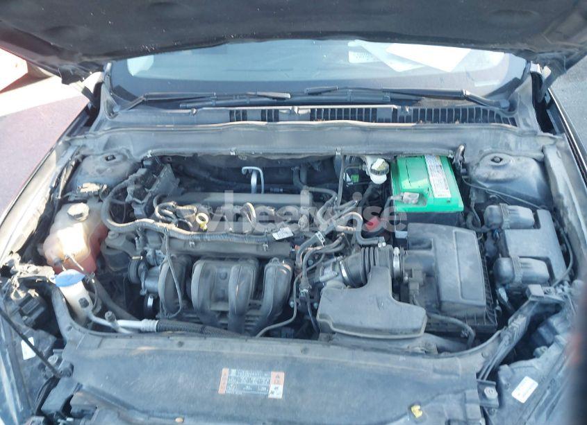 Photo 10 of 2016 Ford Fusion S (VIN 3FA6P0G72GR202251)