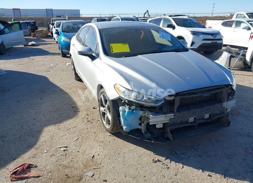 2016 Ford Fusion S (VIN 3FA6P0G72GR340341) main photo