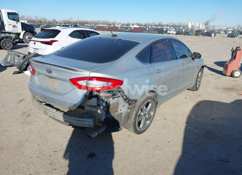Photo 4 of 2016 Ford Fusion S (VIN 3FA6P0G72GR340341)