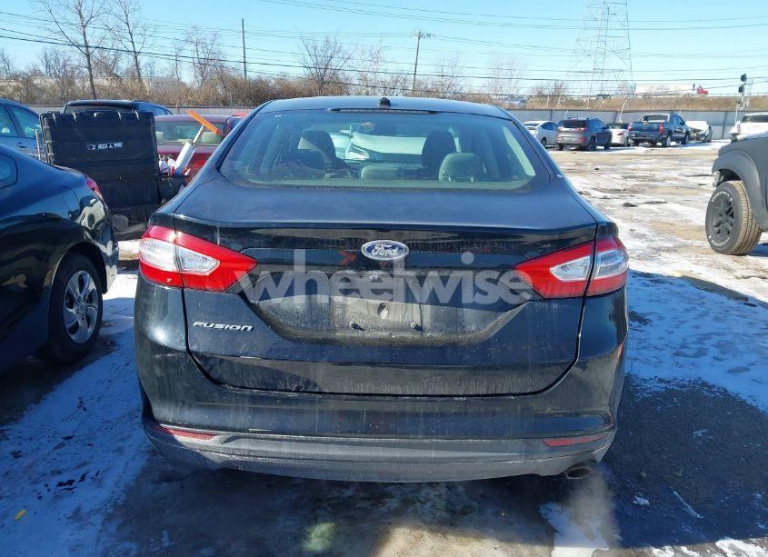 Photo 16 of 2016 Ford Fusion S (VIN 3FA6P0G72GR376787)