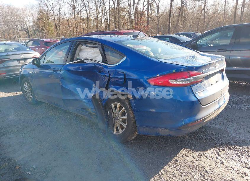 Photo 3 of 2017 Ford Fusion S (VIN 3FA6P0G72HR102071)