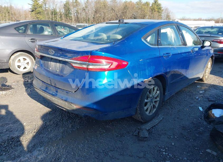 Photo 4 of 2017 Ford Fusion S (VIN 3FA6P0G72HR102071)