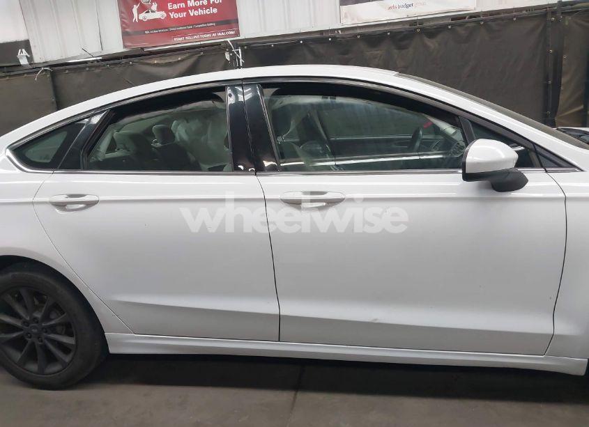 Photo 12 of 2017 Ford Fusion S (VIN 3FA6P0G72HR222095)