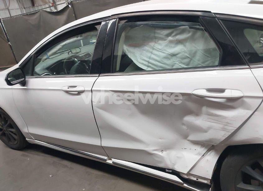 Photo 13 of 2017 Ford Fusion S (VIN 3FA6P0G72HR222095)