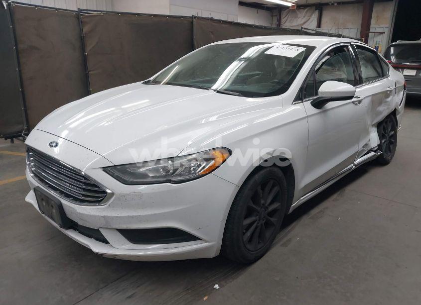 Photo 2 of 2017 Ford Fusion S (VIN 3FA6P0G72HR222095)