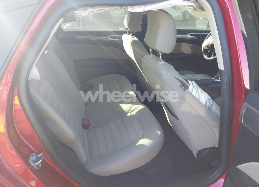 Photo 8 of 2020 Ford Fusion S (VIN 3FA6P0G72LR218587)