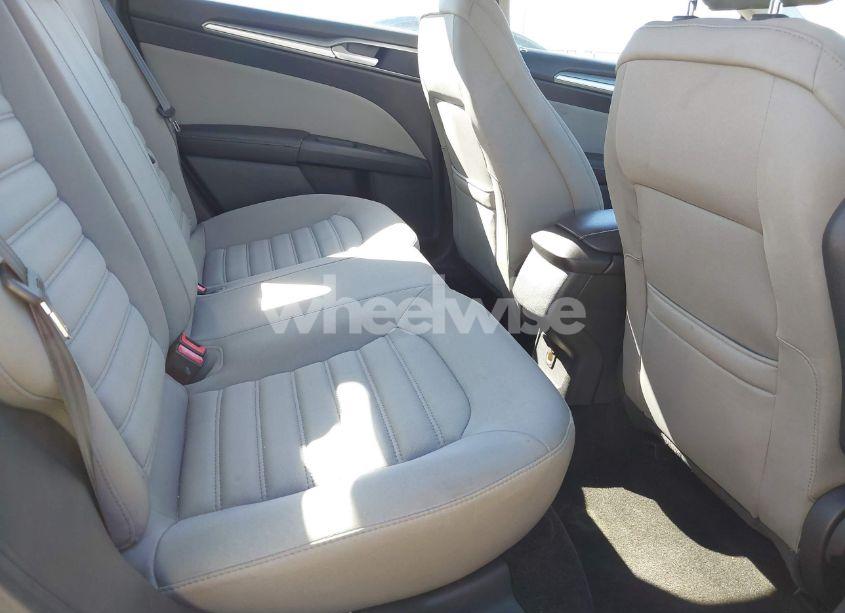 Photo 8 of 2013 Ford Fusion S (VIN 3FA6P0G73DR127958)