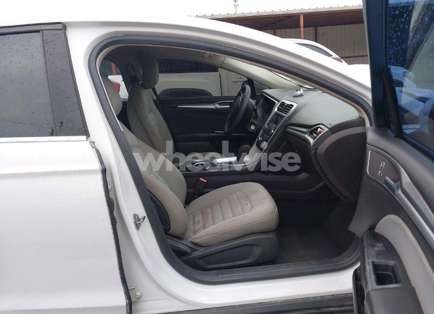 Photo 5 of 2013 Ford Fusion S (VIN 3FA6P0G73DR235898)