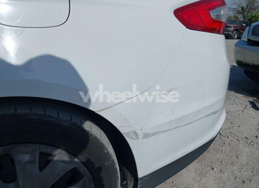 Photo 13 of 2013 Ford Fusion S (VIN 3FA6P0G73DR324516)