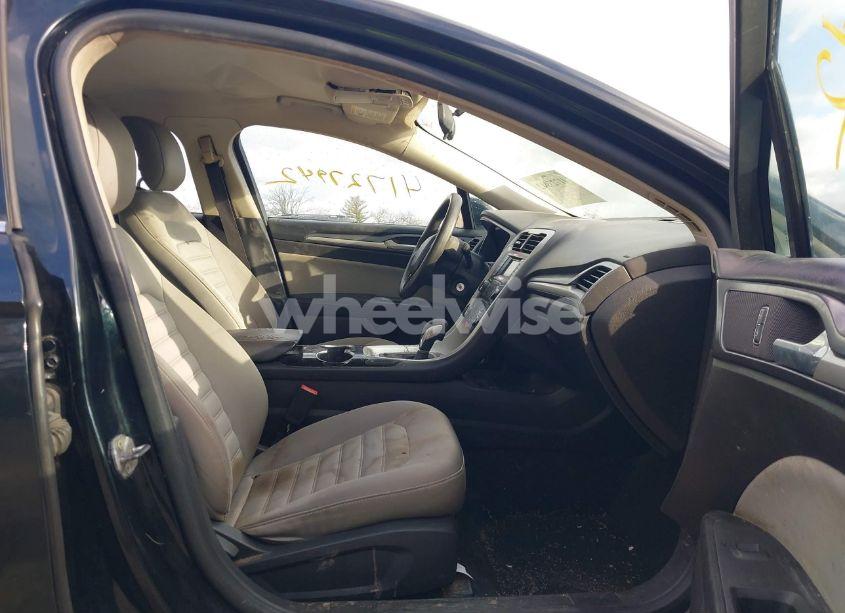 Photo 5 of 2014 Ford Fusion S (VIN 3FA6P0G73ER200327)