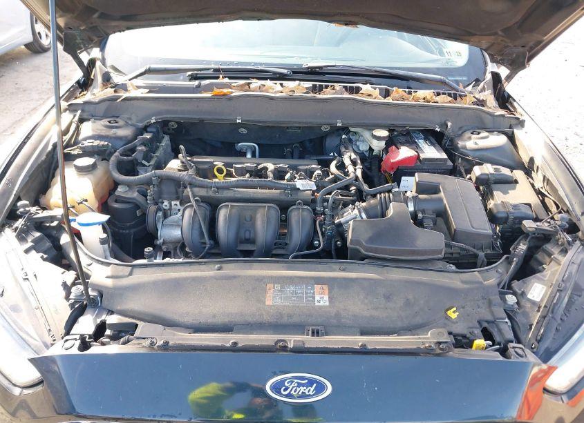 Photo 10 of 2014 Ford Fusion S (VIN 3FA6P0G73ER251679)